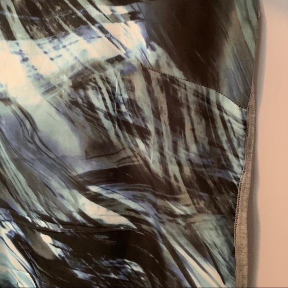 Gray & multicolor blue asymmetrical tank - Picture 6 of 7